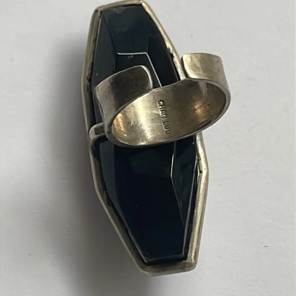 Chan Luu Ring - Picture 3 of 8